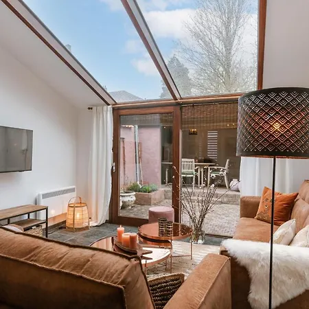 Huswell - Charming Town-house In The Center Of