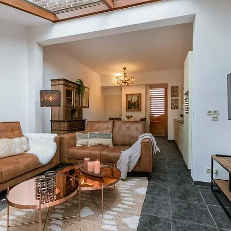 Huswell - Charming Town-house In The Center Of